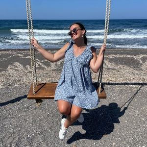 Meet your Posher, Laura